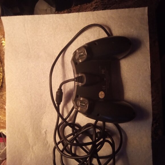 Vintage Mad Catz XBOX Colntroller Wired - Picture 2 of 2